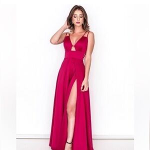 FAME AND PARTNERS Burgundy Maxi Open Side Low Back Dress Size 2